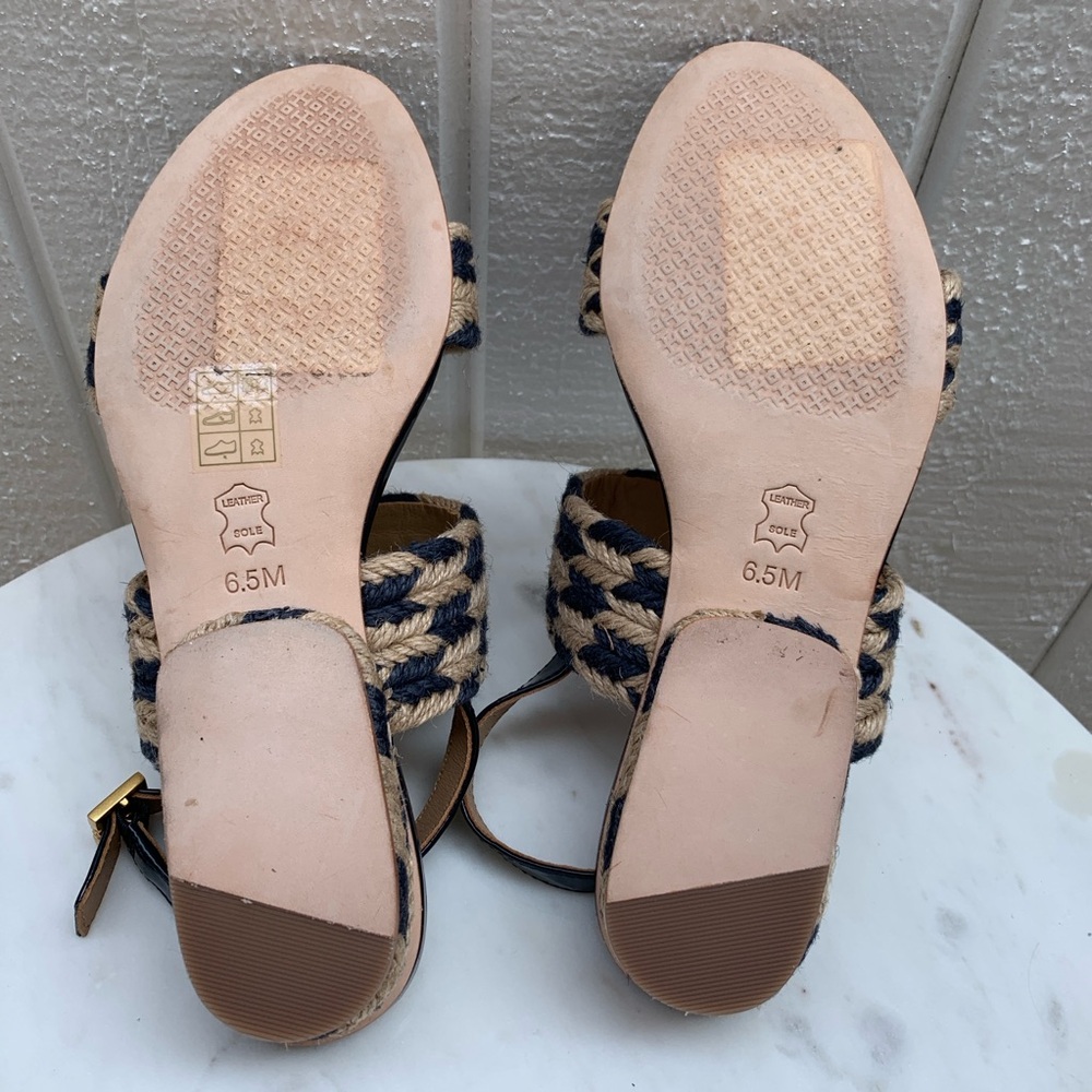 Tory Burch Navy Blue and Tan Woven Sandals. New wo tag. Never worn. - Picture 6 of 7